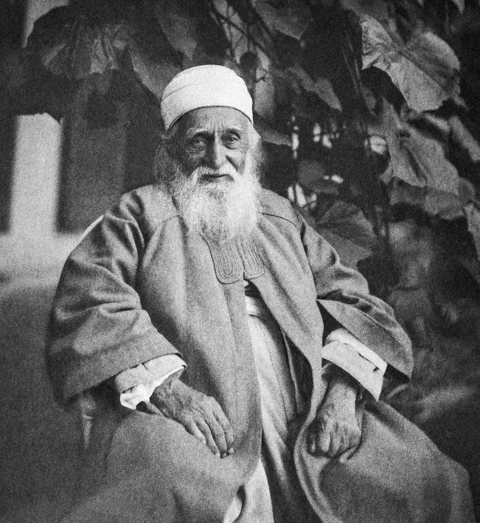 Retrato fotográfico de ‘Abdu’l-Bahá.